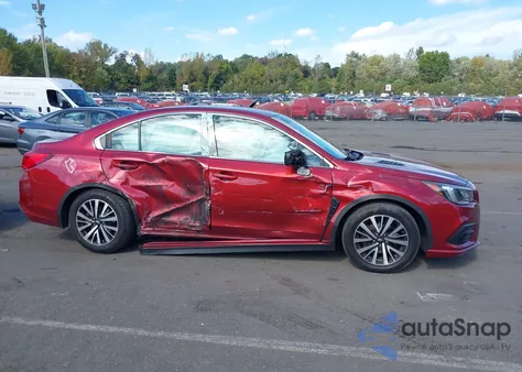 2018 Subaru Legacy 2.5I Premium z USA, uszkodzony, nr VIN 4S3BNAC69J3017766